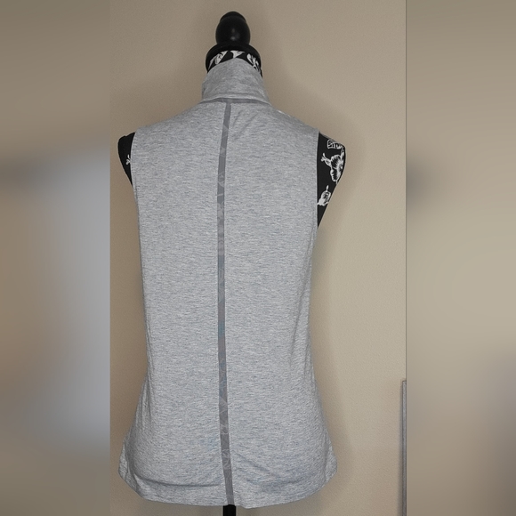 Athleta high neck tank - Picture 5 of 5